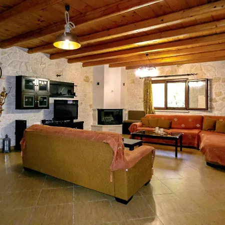Rouveli With Private Garden And Barbeque Villa
