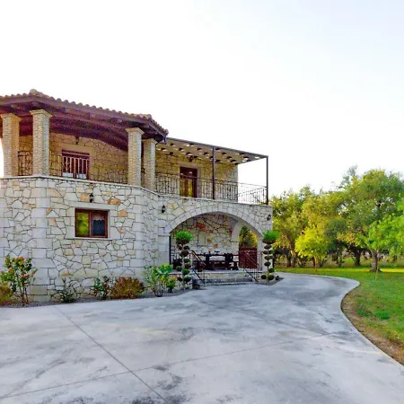 Rouveli With Private Garden And Barbeque Villa Tragaki